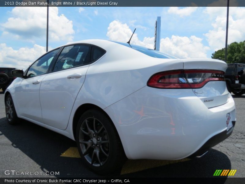 Bright White / Black/Light Diesel Gray 2013 Dodge Dart Rallye