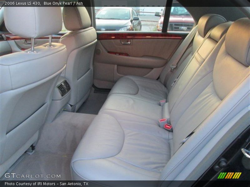 Rear Seat of 2006 LS 430