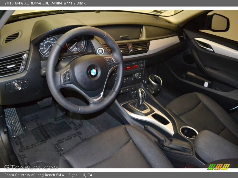Alpine White / Black 2013 BMW X1 sDrive 28i