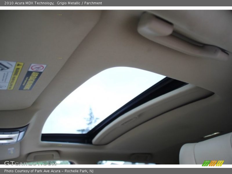 Grigio Metallic / Parchment 2010 Acura MDX Technology