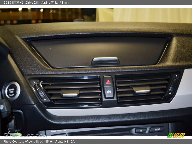 Alpine White / Black 2013 BMW X1 sDrive 28i