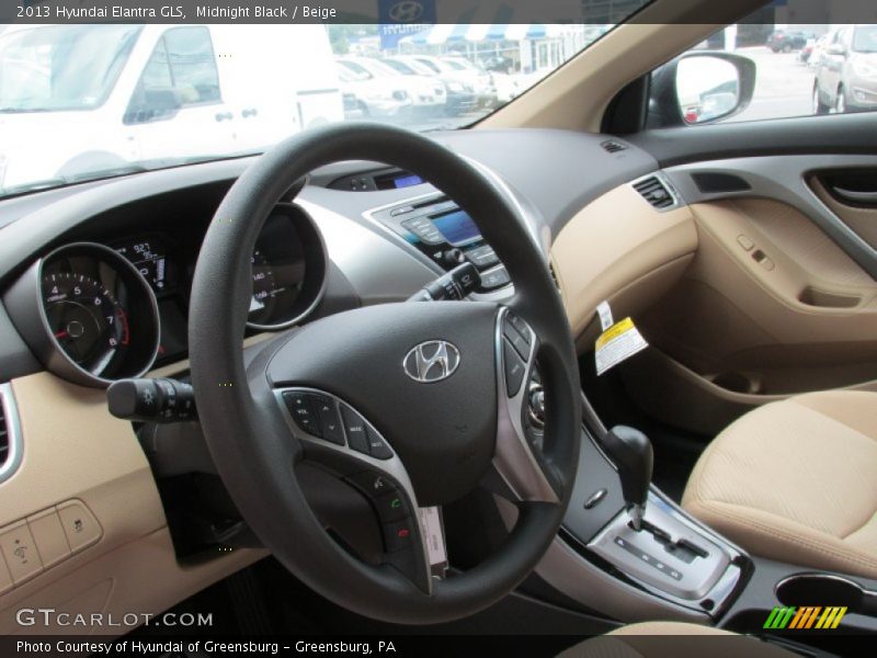 Midnight Black / Beige 2013 Hyundai Elantra GLS
