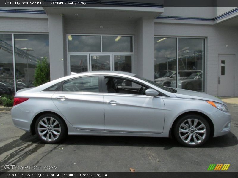 Radiant Silver / Gray 2013 Hyundai Sonata SE