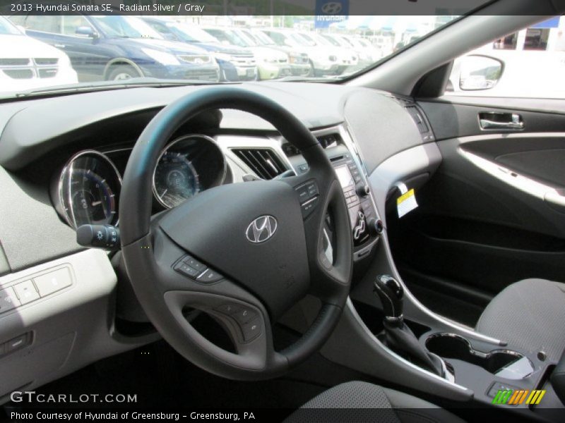 Radiant Silver / Gray 2013 Hyundai Sonata SE