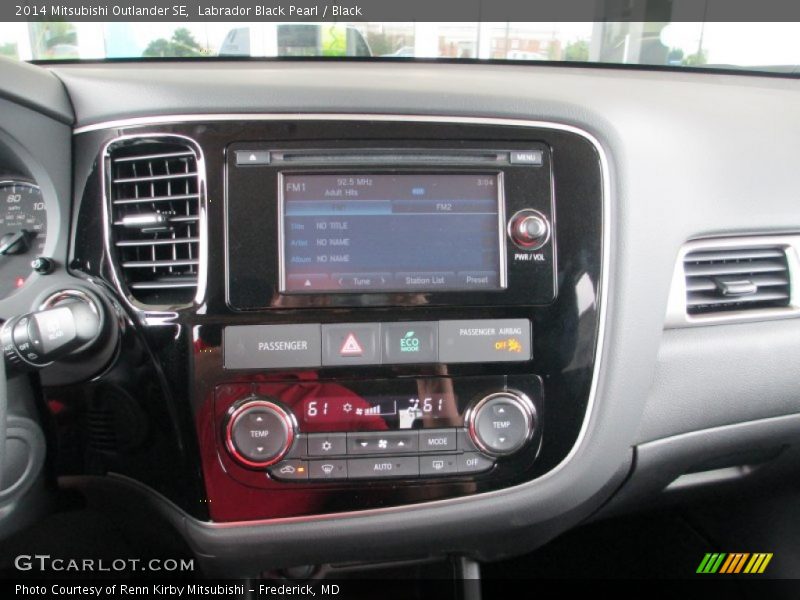 Controls of 2014 Outlander SE