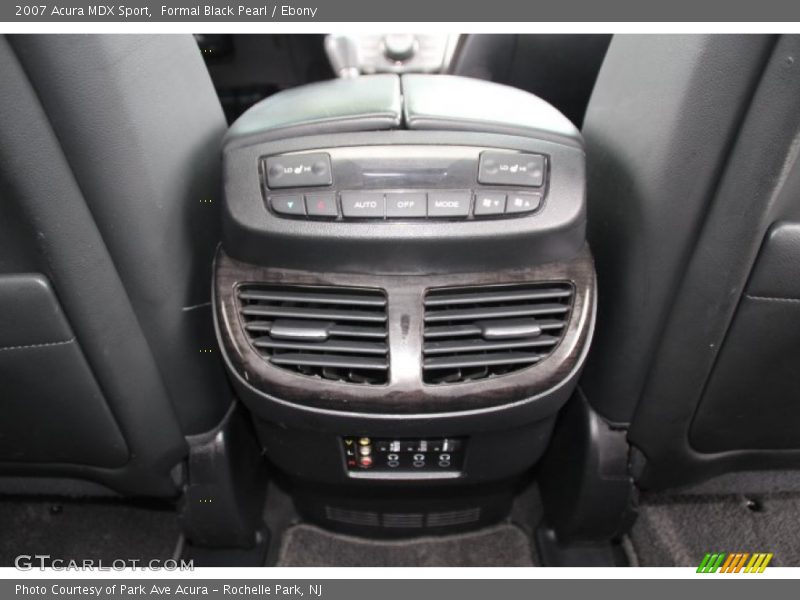 Controls of 2007 MDX Sport