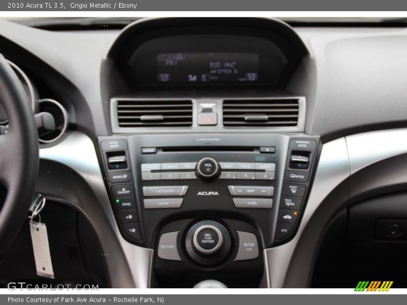Controls of 2010 TL 3.5