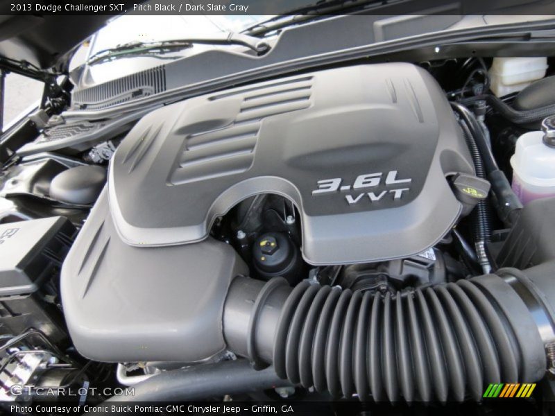 Pitch Black / Dark Slate Gray 2013 Dodge Challenger SXT