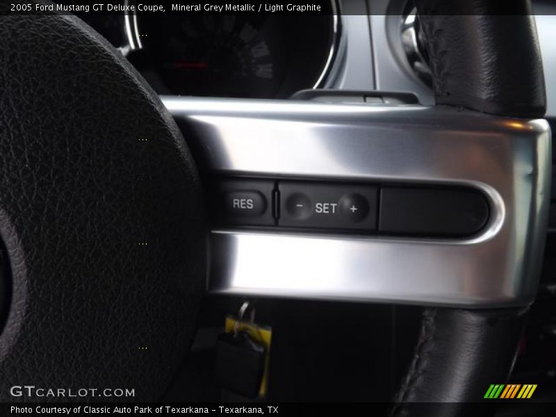 Mineral Grey Metallic / Light Graphite 2005 Ford Mustang GT Deluxe Coupe