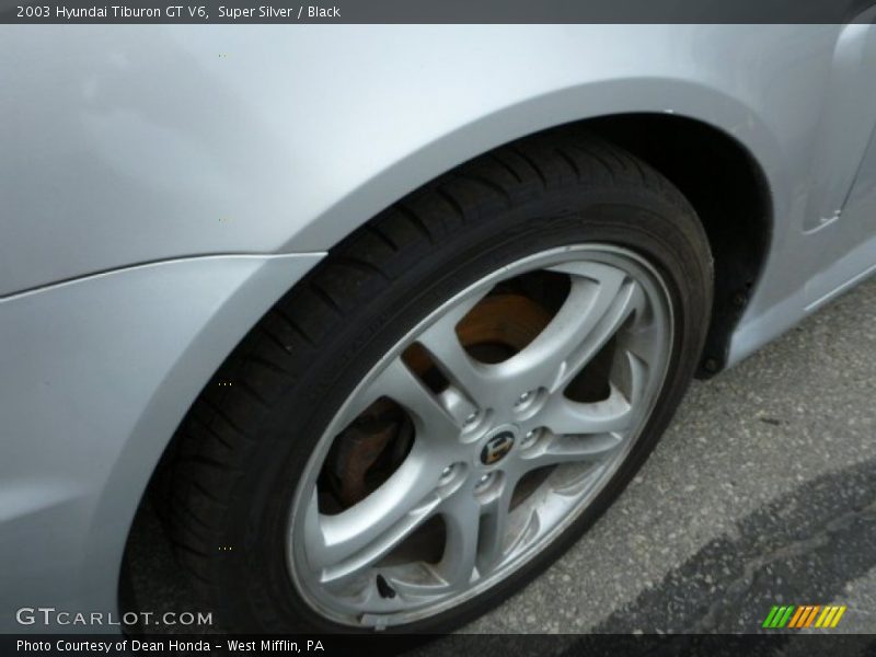 Super Silver / Black 2003 Hyundai Tiburon GT V6