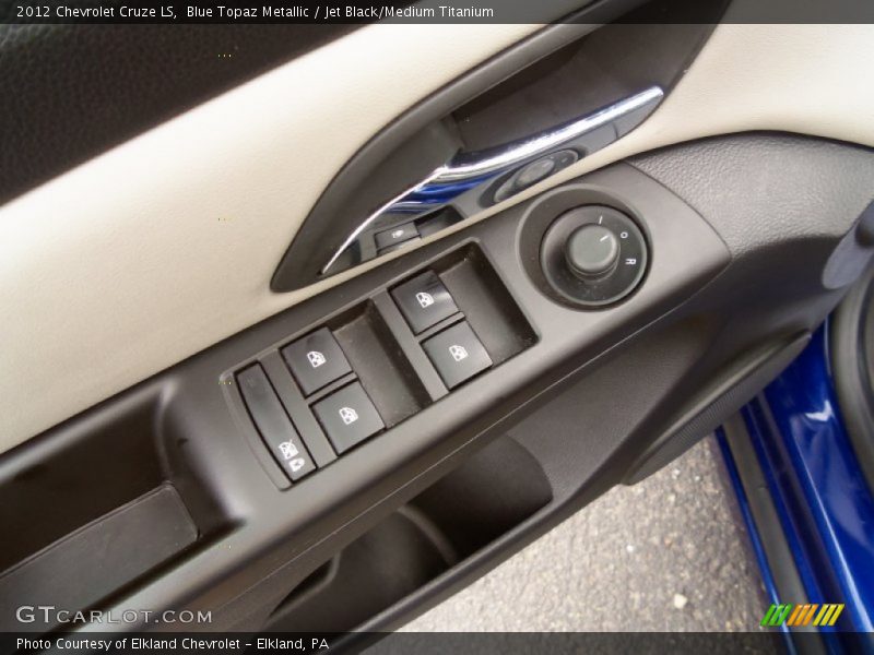 Blue Topaz Metallic / Jet Black/Medium Titanium 2012 Chevrolet Cruze LS