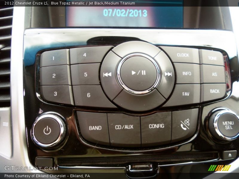 Blue Topaz Metallic / Jet Black/Medium Titanium 2012 Chevrolet Cruze LS