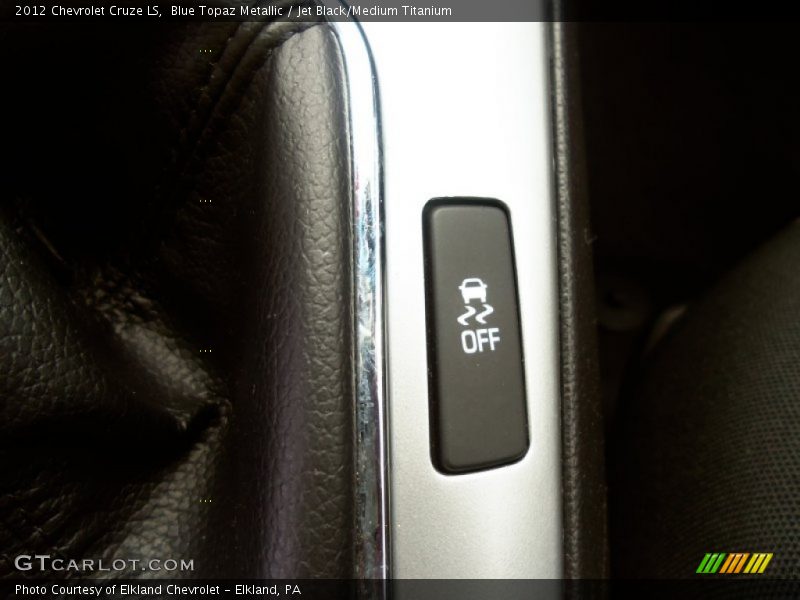 Blue Topaz Metallic / Jet Black/Medium Titanium 2012 Chevrolet Cruze LS