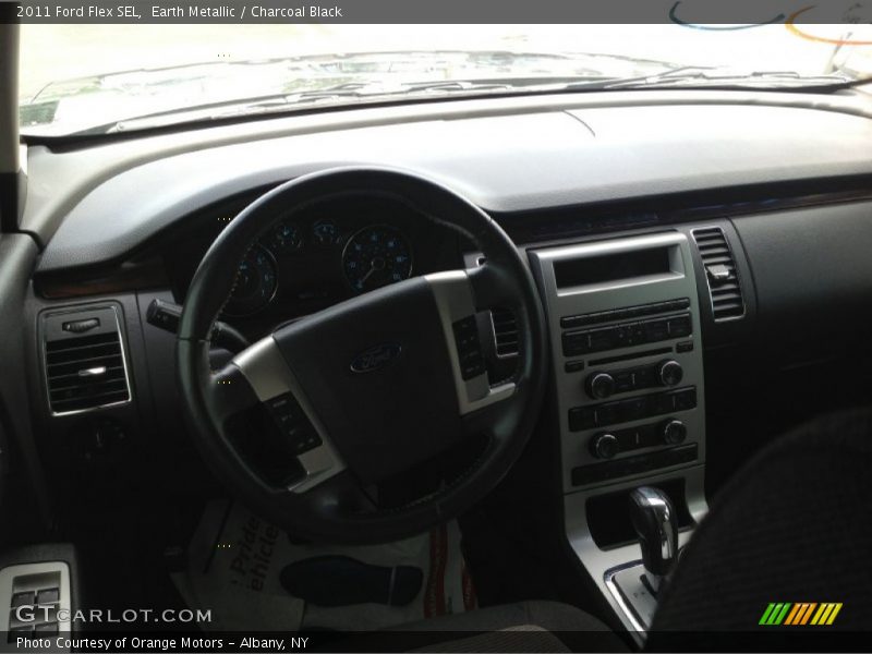Earth Metallic / Charcoal Black 2011 Ford Flex SEL