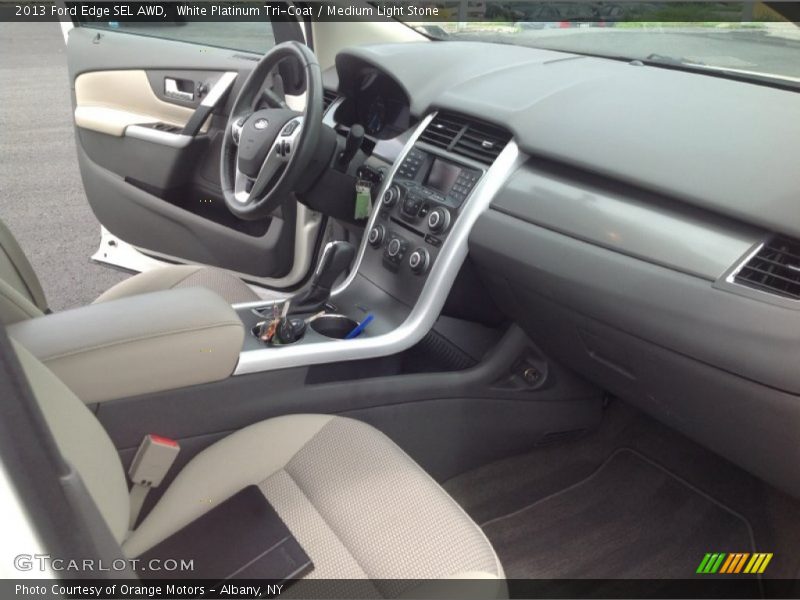 White Platinum Tri-Coat / Medium Light Stone 2013 Ford Edge SEL AWD