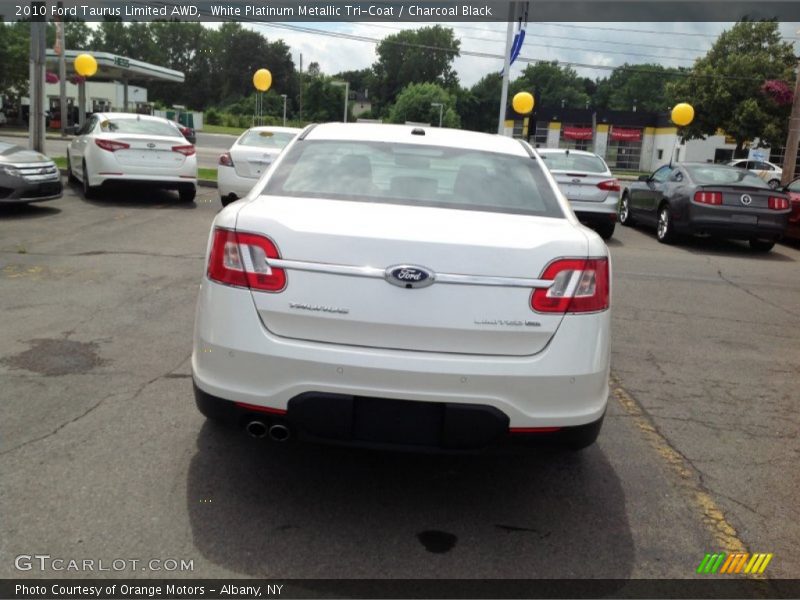 White Platinum Metallic Tri-Coat / Charcoal Black 2010 Ford Taurus Limited AWD