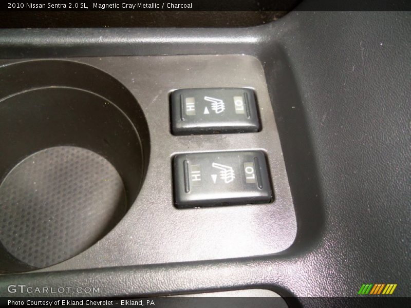 Magnetic Gray Metallic / Charcoal 2010 Nissan Sentra 2.0 SL