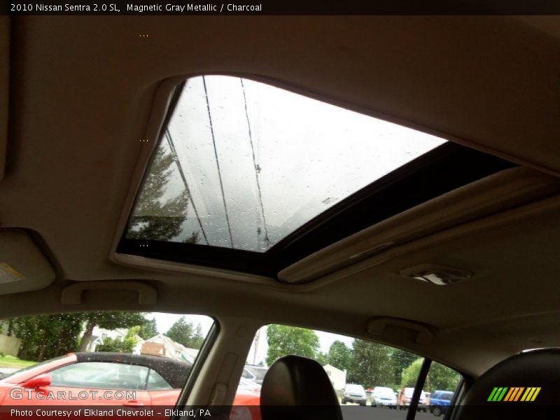 Magnetic Gray Metallic / Charcoal 2010 Nissan Sentra 2.0 SL
