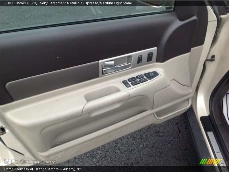 Ivory Parchment Metallic / Espresso/Medium Light Stone 2003 Lincoln LS V8