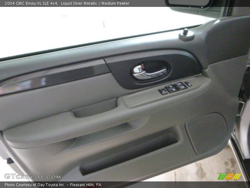 Liquid Silver Metallic / Medium Pewter 2004 GMC Envoy XL SLE 4x4