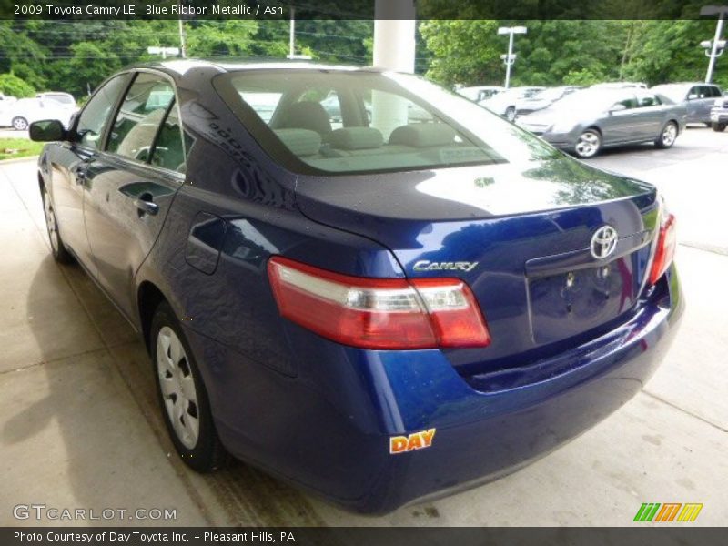 Blue Ribbon Metallic / Ash 2009 Toyota Camry LE