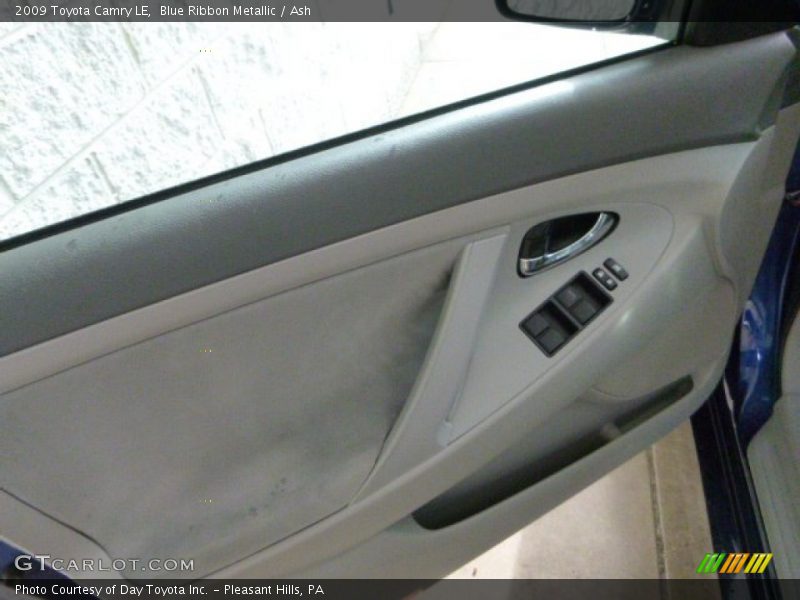 Blue Ribbon Metallic / Ash 2009 Toyota Camry LE