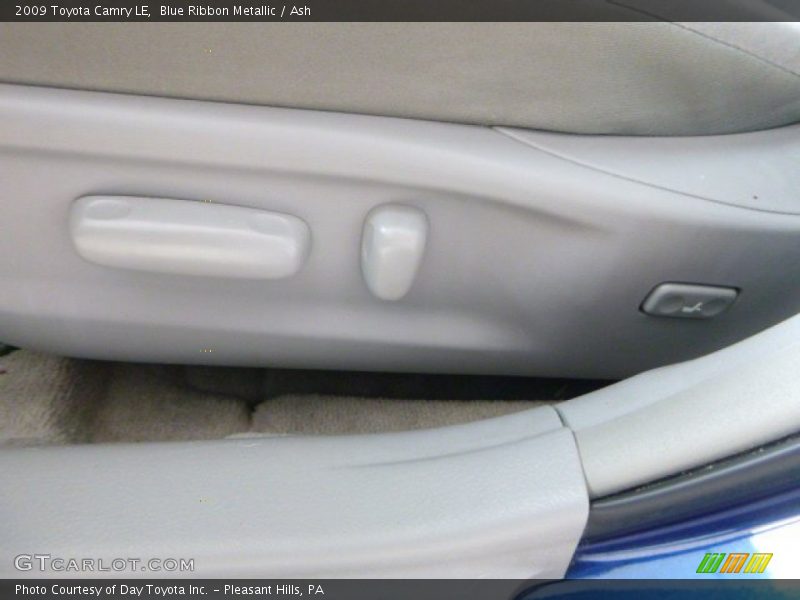 Blue Ribbon Metallic / Ash 2009 Toyota Camry LE