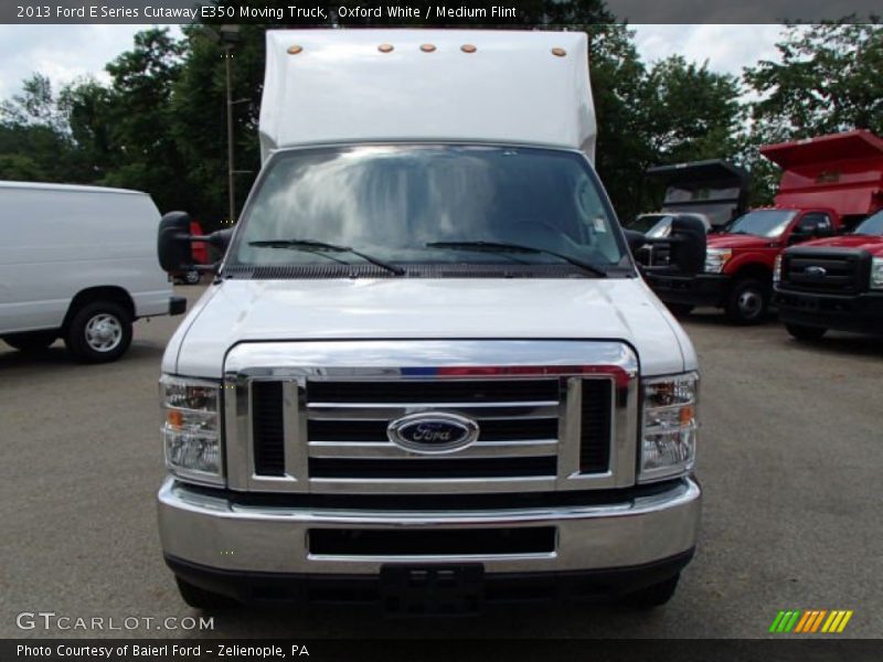 Oxford White / Medium Flint 2013 Ford E Series Cutaway E350 Moving Truck