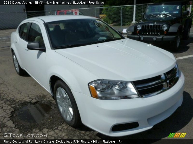 New Bright White / Black/Light Frost Beige 2013 Dodge Avenger SE V6