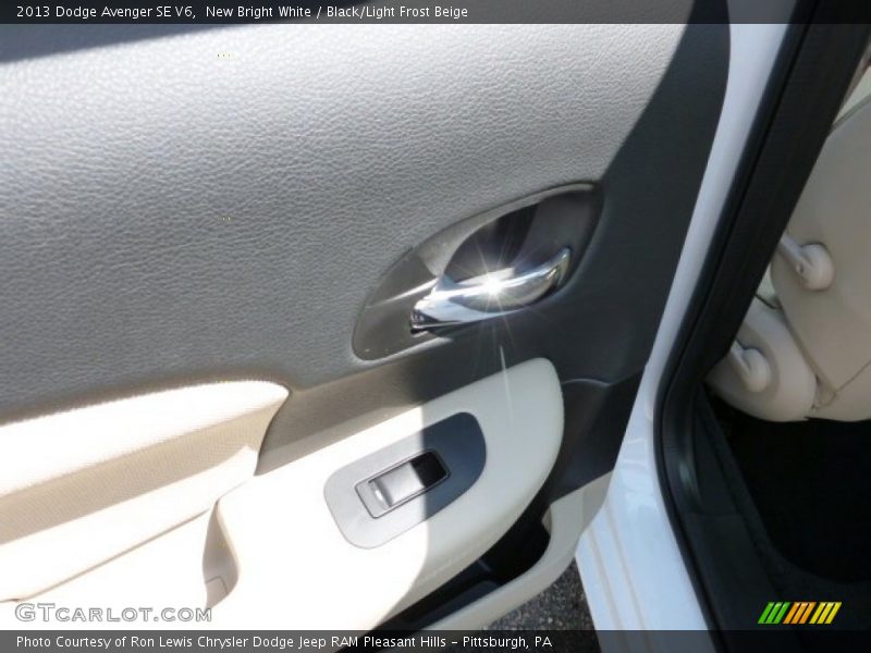 New Bright White / Black/Light Frost Beige 2013 Dodge Avenger SE V6