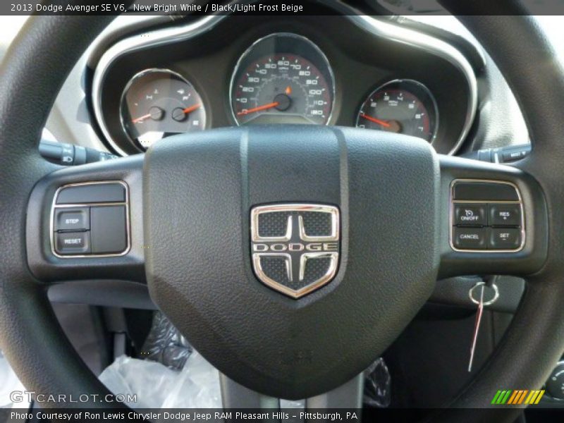 New Bright White / Black/Light Frost Beige 2013 Dodge Avenger SE V6