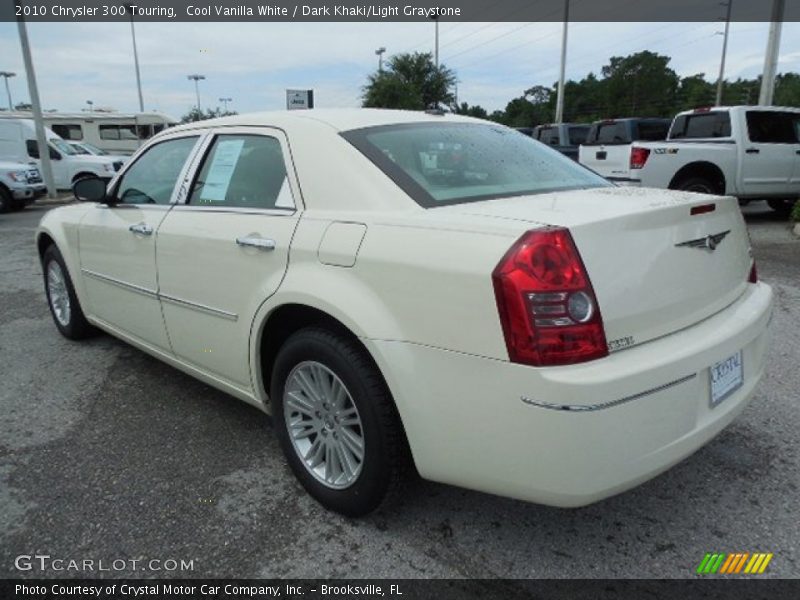 Cool Vanilla White / Dark Khaki/Light Graystone 2010 Chrysler 300 Touring