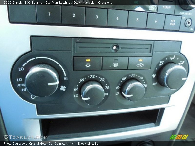 Cool Vanilla White / Dark Khaki/Light Graystone 2010 Chrysler 300 Touring