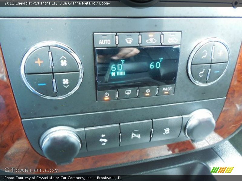 Blue Granite Metallic / Ebony 2011 Chevrolet Avalanche LT