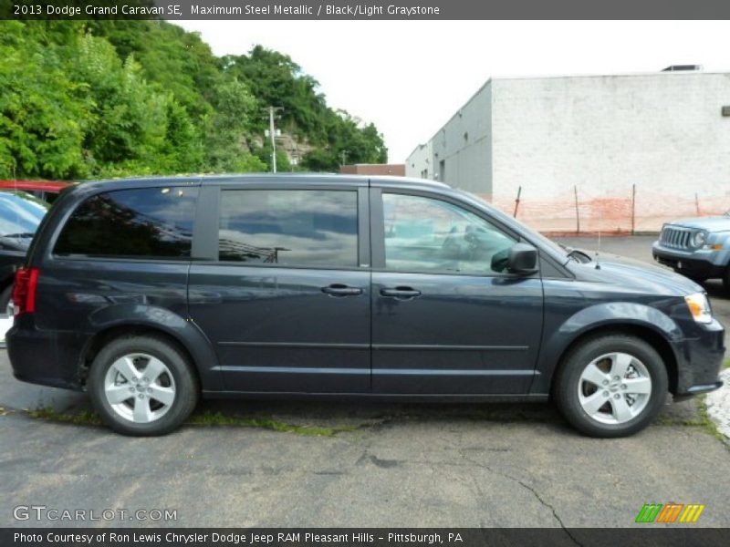 Maximum Steel Metallic / Black/Light Graystone 2013 Dodge Grand Caravan SE