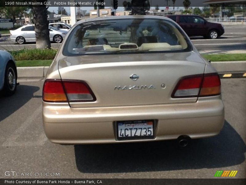 Pebble Beige Metallic / Beige 1998 Nissan Maxima GLE