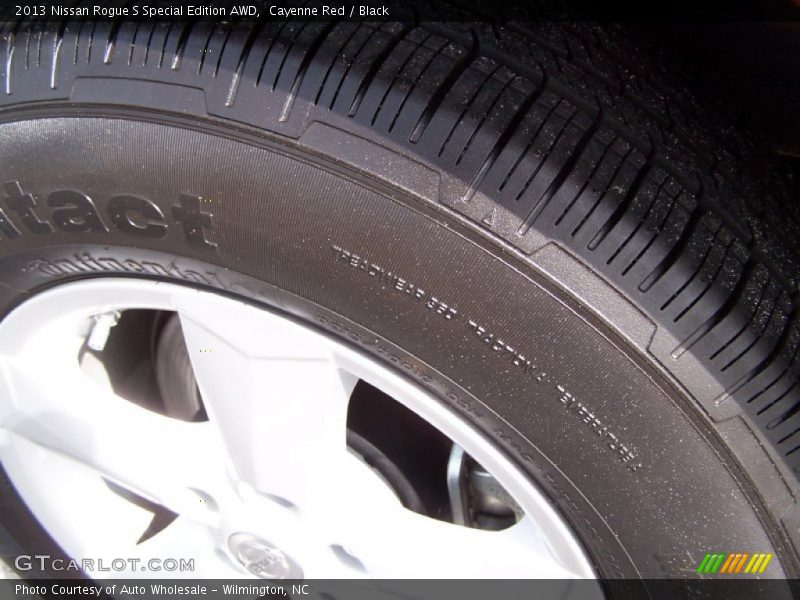 Cayenne Red / Black 2013 Nissan Rogue S Special Edition AWD
