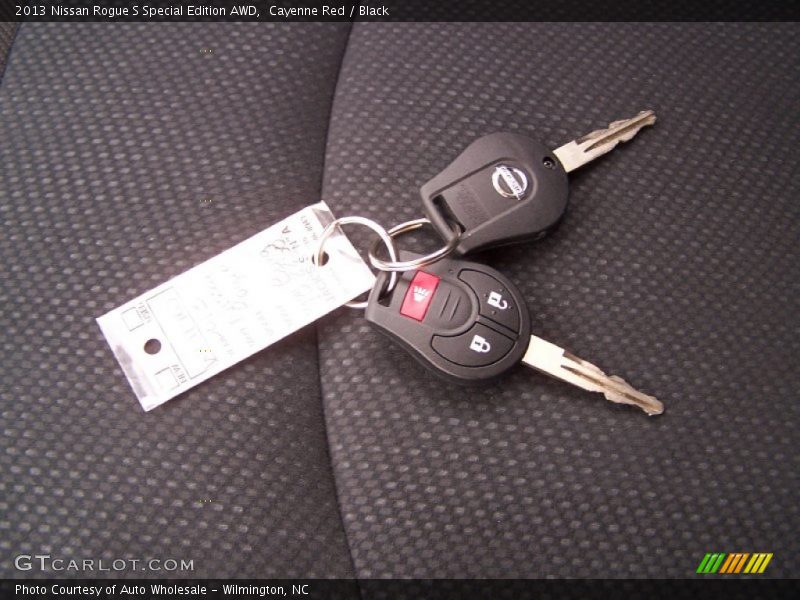 Cayenne Red / Black 2013 Nissan Rogue S Special Edition AWD