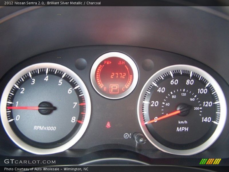 Brilliant Silver Metallic / Charcoal 2012 Nissan Sentra 2.0