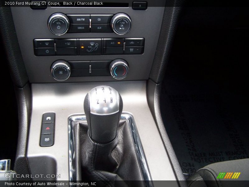Black / Charcoal Black 2010 Ford Mustang GT Coupe