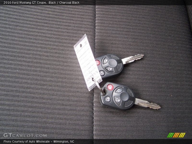 Black / Charcoal Black 2010 Ford Mustang GT Coupe