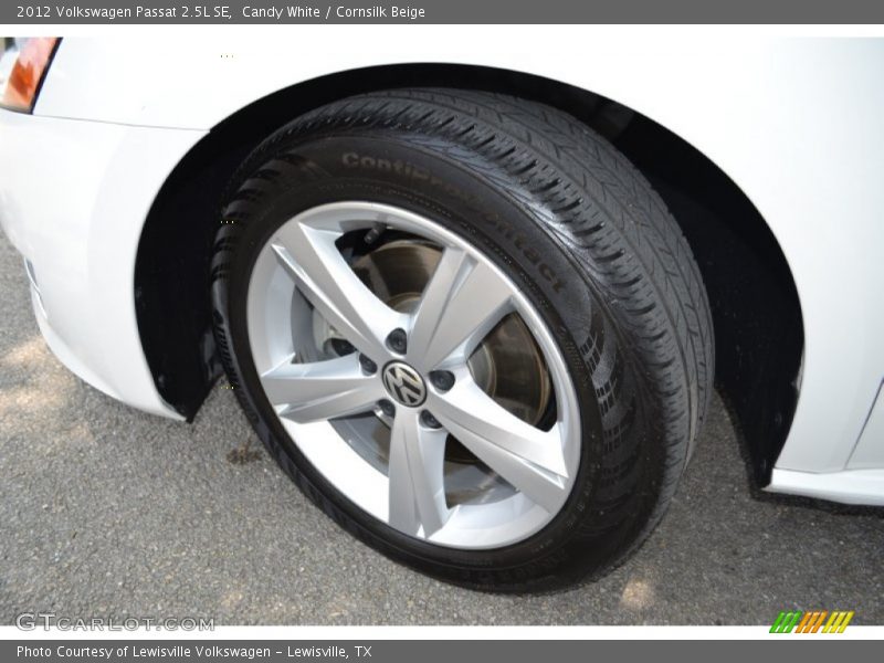 Candy White / Cornsilk Beige 2012 Volkswagen Passat 2.5L SE