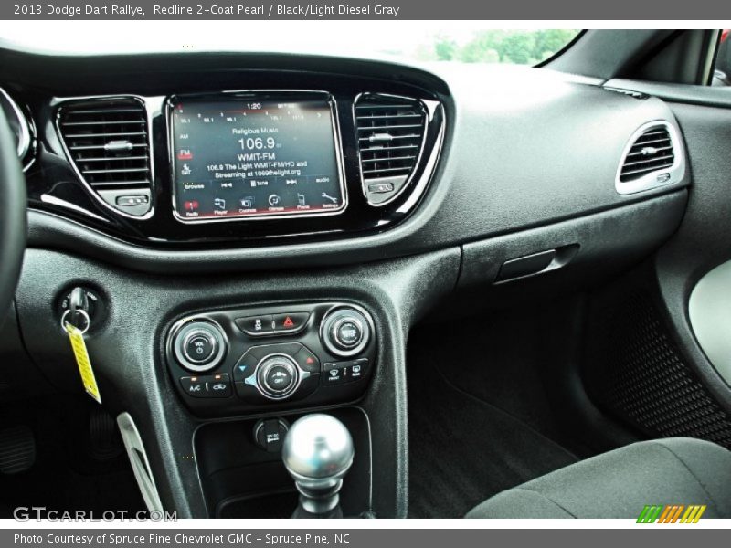 Redline 2-Coat Pearl / Black/Light Diesel Gray 2013 Dodge Dart Rallye