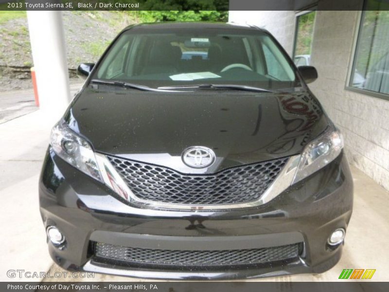 Black / Dark Charcoal 2013 Toyota Sienna SE