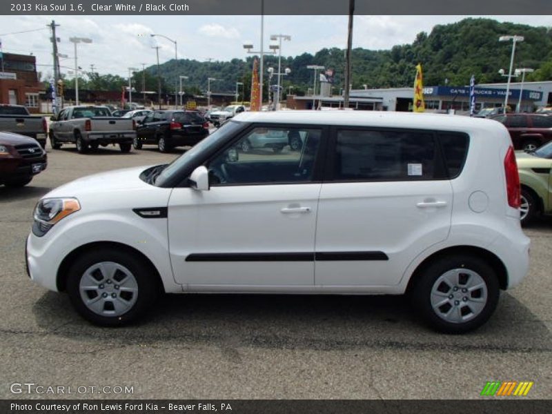 Clear White / Black Cloth 2013 Kia Soul 1.6