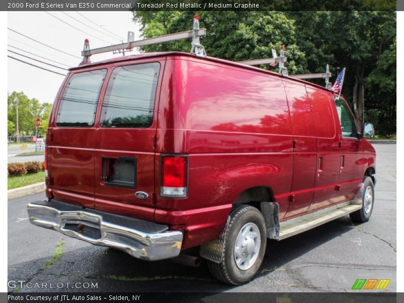 Toreador Red Metallic / Medium Graphite 2000 Ford E Series Van E350 Commercial
