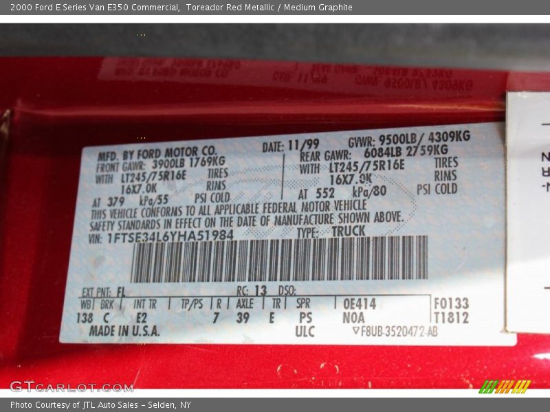 Toreador Red Metallic / Medium Graphite 2000 Ford E Series Van E350 Commercial