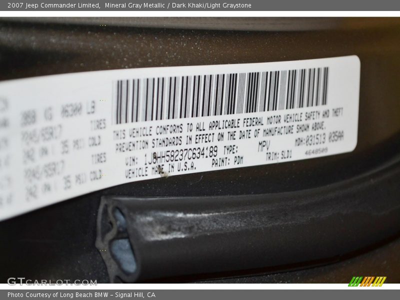 Mineral Gray Metallic / Dark Khaki/Light Graystone 2007 Jeep Commander Limited