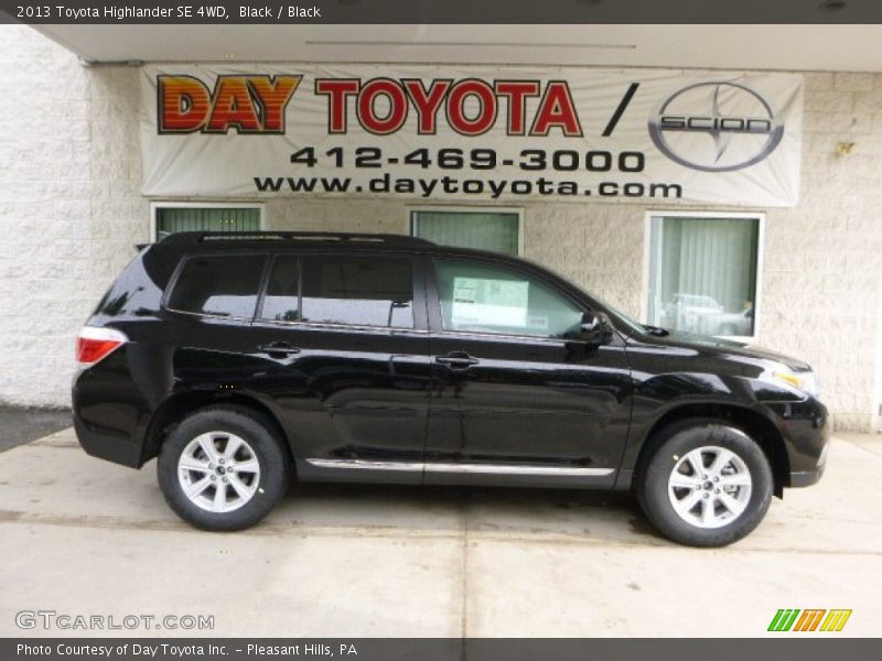 Black / Black 2013 Toyota Highlander SE 4WD