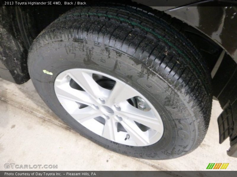 Black / Black 2013 Toyota Highlander SE 4WD